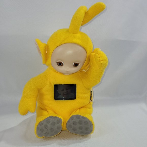 Teletubbies 1998 Tummy Surprise Laa-Laa Electronic Plush Toy - Picture 1 of 1